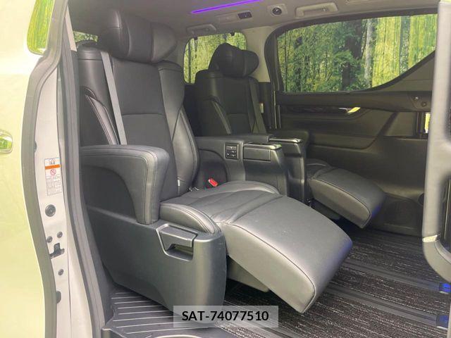 Toyota ALPHARD 2018-09 6813496-8