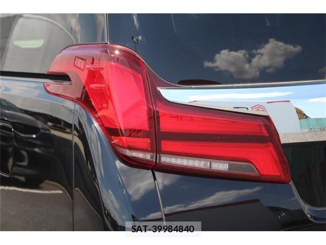 Toyota ALPHARD 2020-03 6813503-16