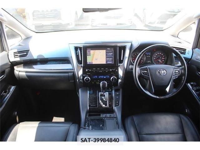 Toyota ALPHARD 2020-03 6813503-22