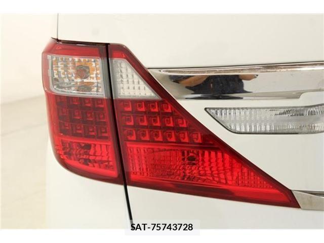 Toyota ALPHARD 2013-08 6813516-20