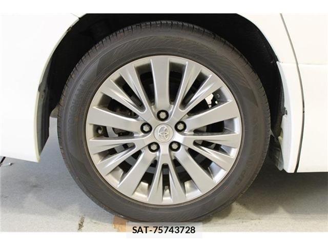 Toyota ALPHARD 2013-08 6813516-24