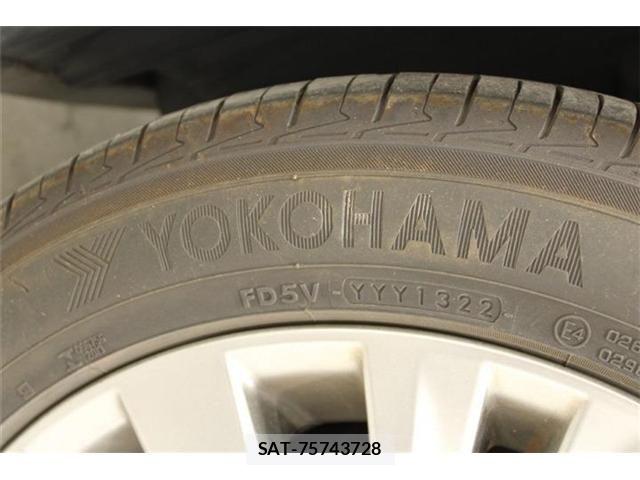 Toyota ALPHARD 2013-08 6813516-27