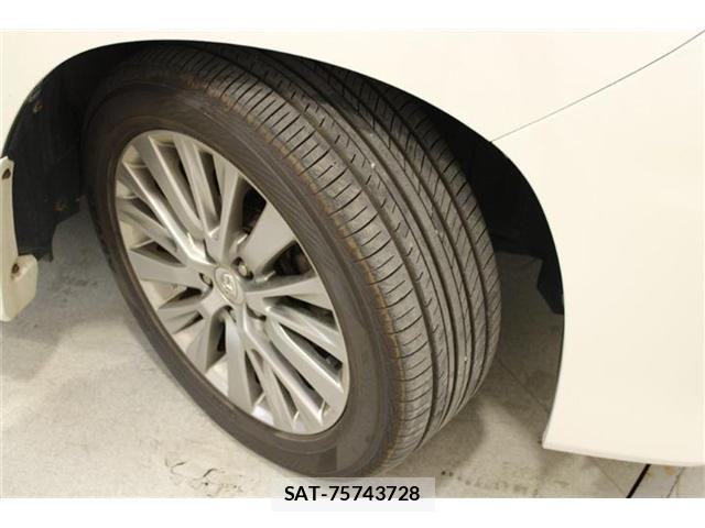 Toyota ALPHARD 2013-08 6813516-29