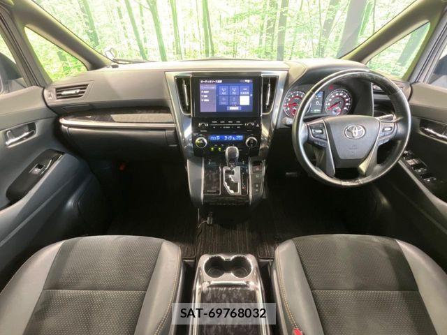 Toyota ALPHARD 2021-03 6813502-1