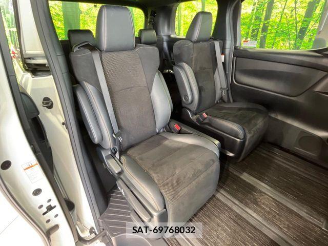 Toyota ALPHARD 2021-03 6813502-8