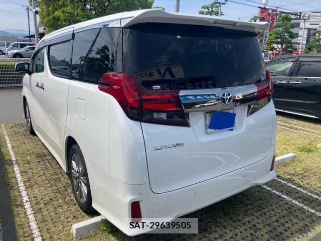 Toyota ALPHARD 2017-06 6813514-2