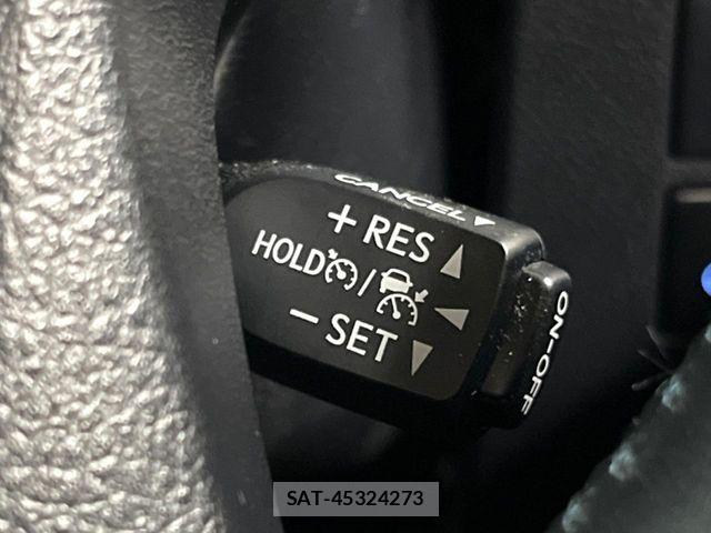 Toyota ALPHARD 2020-12 6813484-6