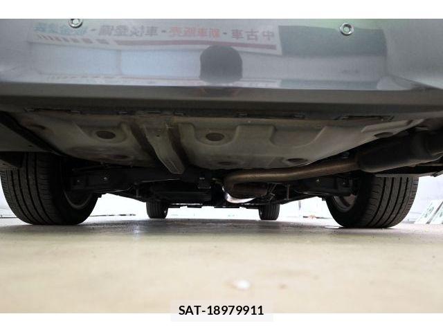 Toyota ALPHARD 2017-03 6813513-5