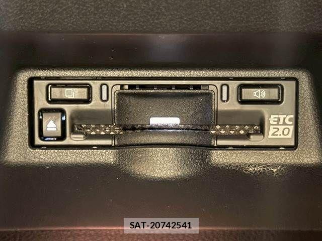 Toyota ALPHARD 2023-08 6813483-6