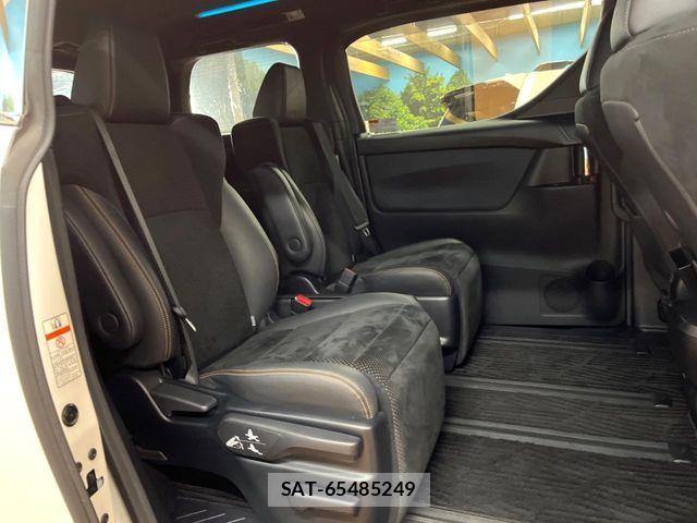 Toyota ALPHARD 2021-06 6813486-8