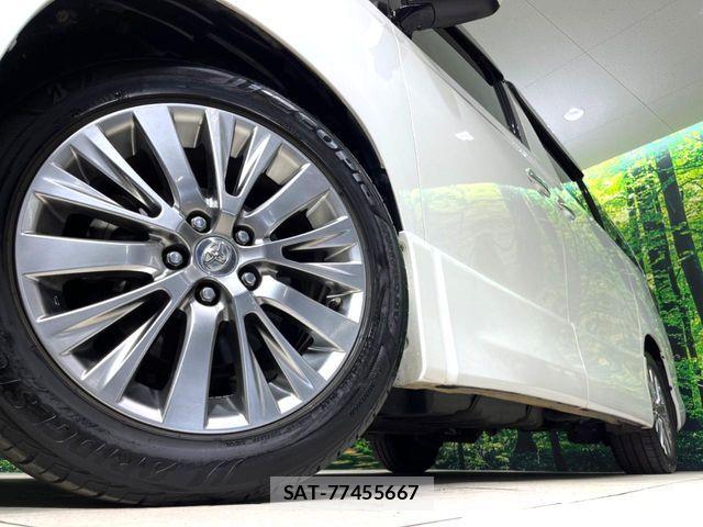 Toyota ALPHARD 2013-07 6813518-13