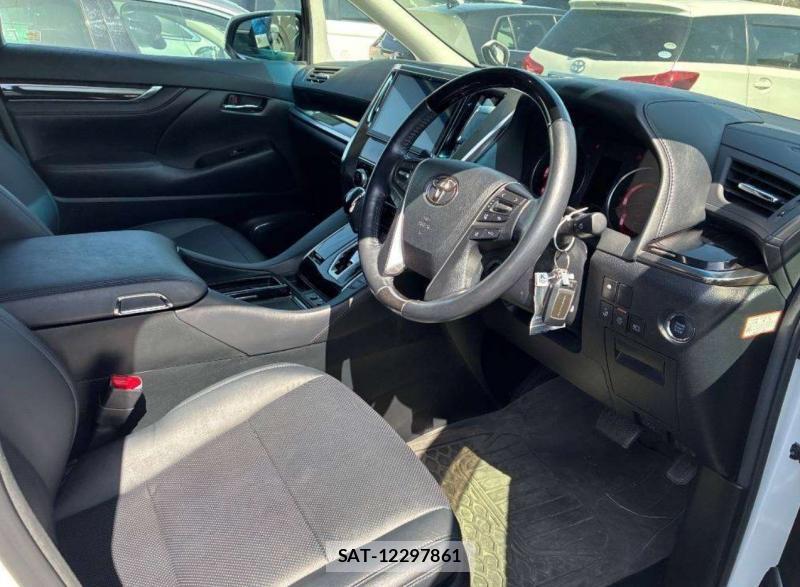 Toyota ALPHARD 2019-09 6830329-5