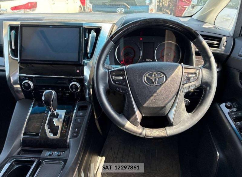 Toyota ALPHARD 2019-09 6830329-6