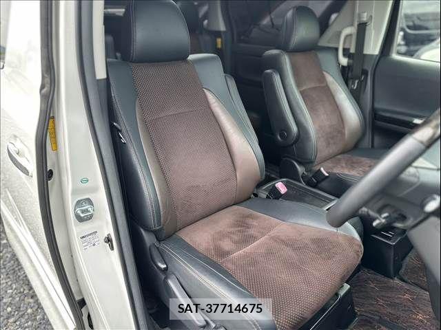 Toyota ALPHARD 2014-09 6813512-13
