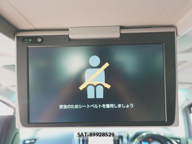 Toyota ALPHARD 2020-04 6813499-10