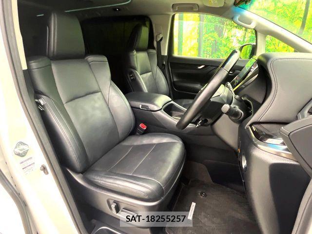 Toyota ALPHARD 2019-03 6813497-6