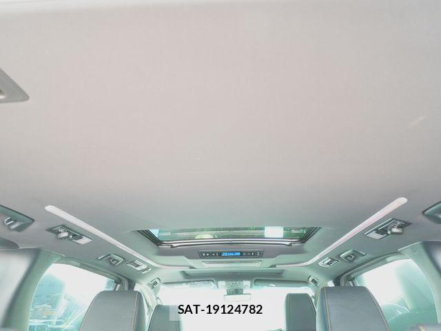 Toyota ALPHARD 2021-09 6813493-19