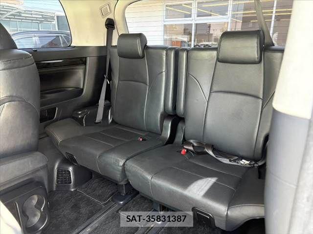 Toyota ALPHARD 2017-06 6901515-21