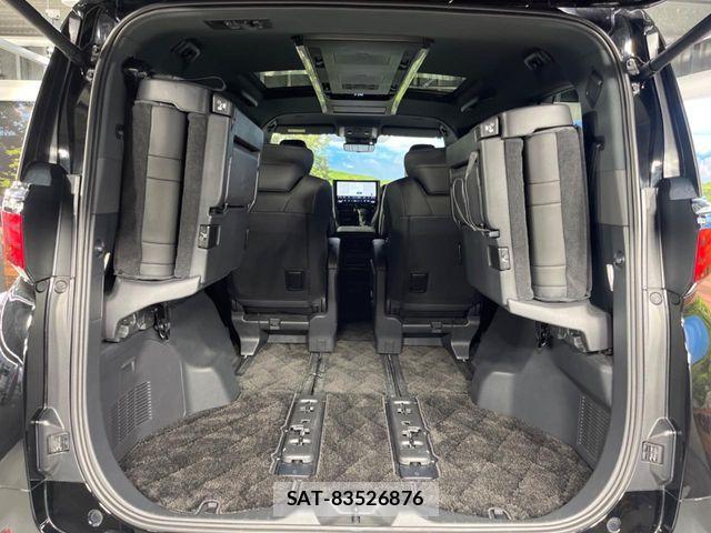 Toyota ALPHARD 2023-10 6901393-11