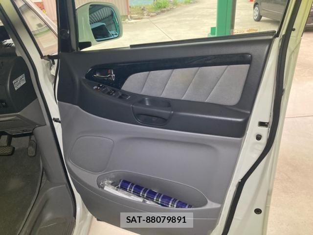 Toyota ALPHARD 2004-03 6901577-7