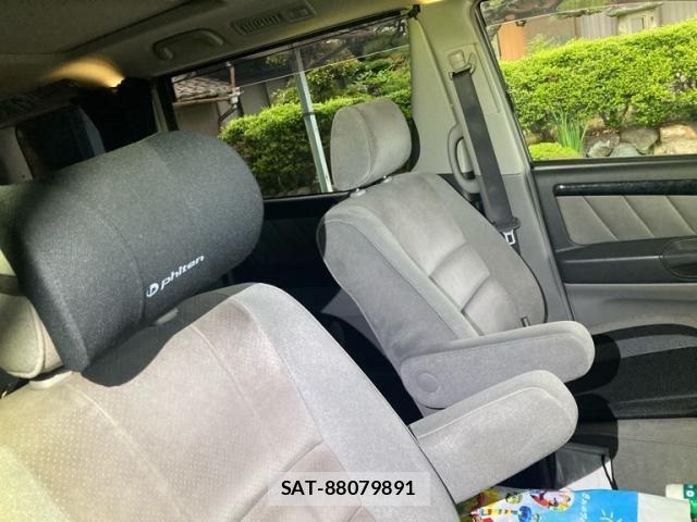 Toyota ALPHARD 2004-03 6901577-8