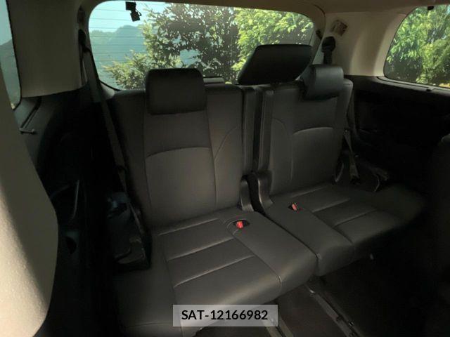 Toyota ALPHARD 2021-04 6901436-10