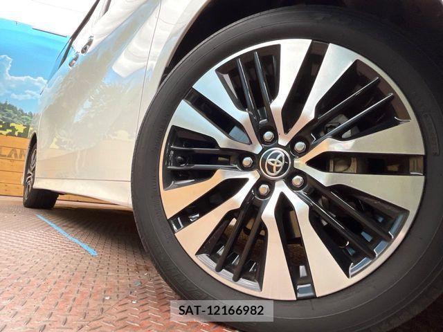 Toyota ALPHARD 2021-04 6901436-13