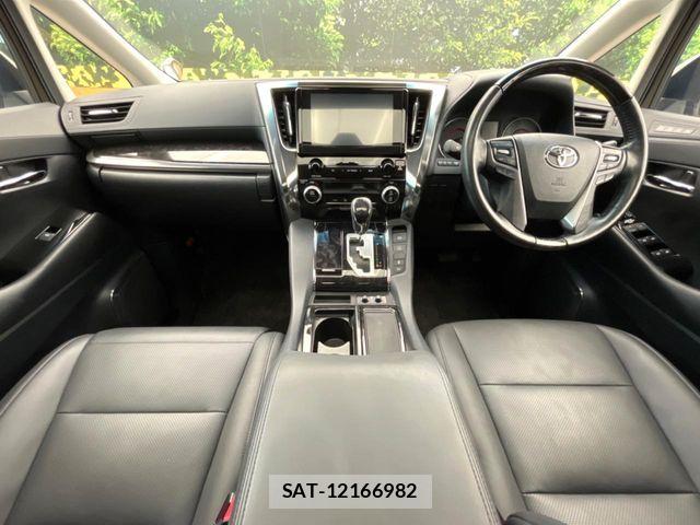 Toyota ALPHARD 2021-04 6901436-1