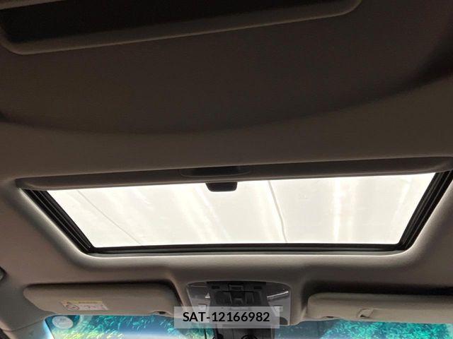 Toyota ALPHARD 2021-04 6901436-2