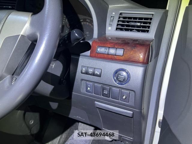 Toyota ALPHARD 2012-08 6901540-10
