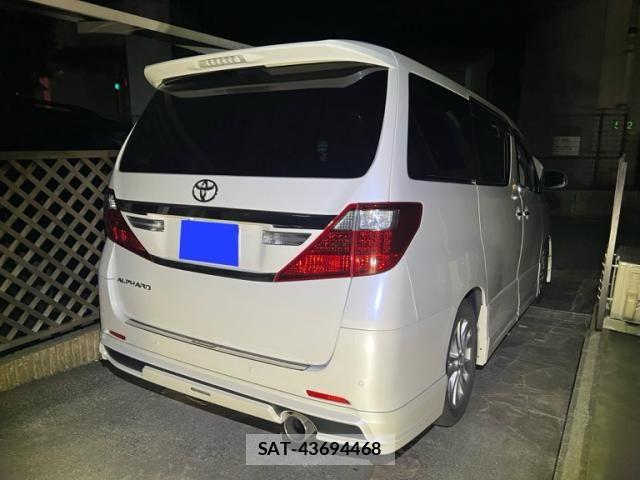 Toyota ALPHARD 2012-08 6901540-2