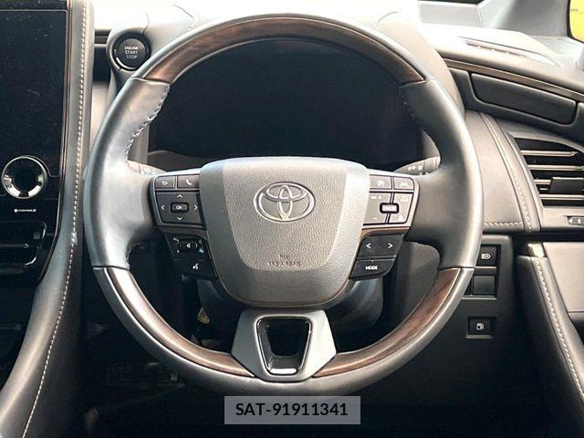 Toyota ALPHARD 2025-03 6901397-11