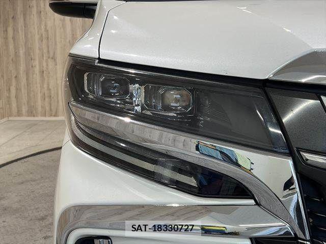 Toyota ALPHARD 2018-04 6901520-24