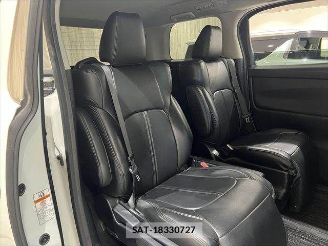 Toyota ALPHARD 2018-04 6901520-8