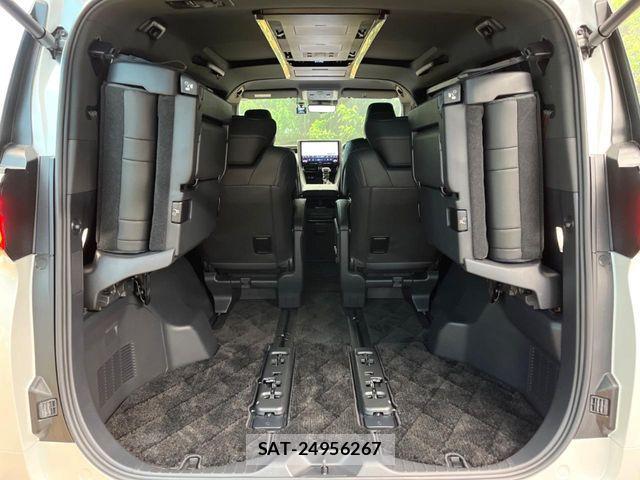 Toyota ALPHARD 2024-04 6901407-11