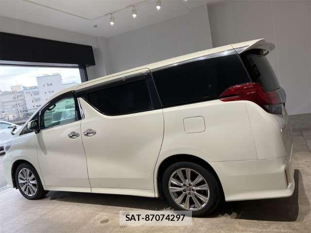 Toyota ALPHARD 2017-09 6901506-10