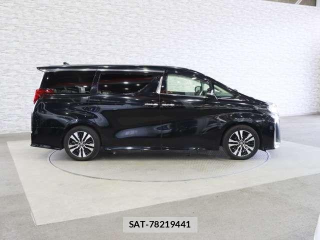Toyota ALPHARD 2020-08 6901469-13