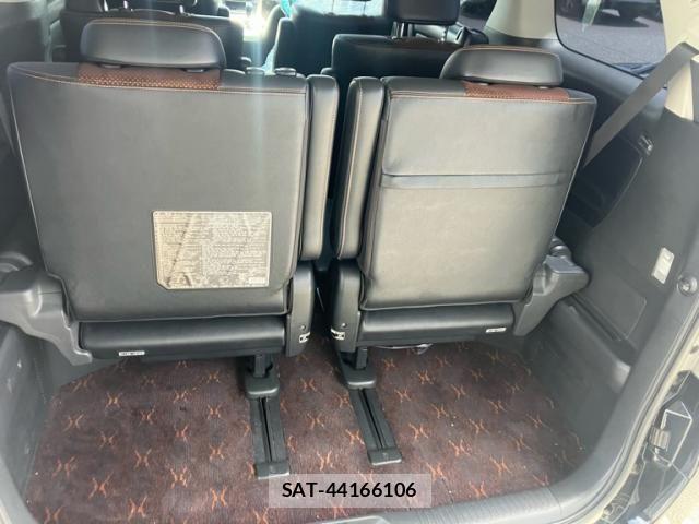 Toyota ALPHARD 2014-06 6901537-10