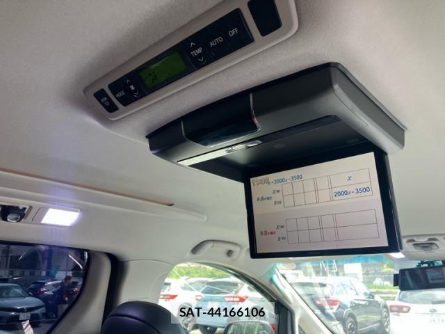 Toyota ALPHARD 2014-06 6901537-16