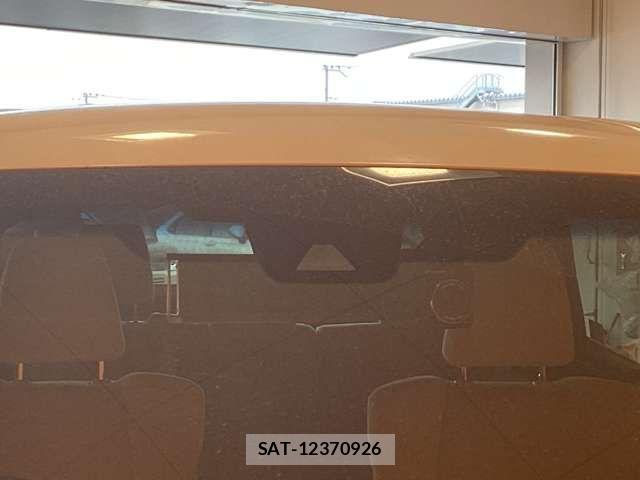 Toyota ALPHARD 2018-04 6901511-17