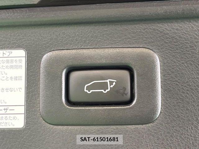 Toyota ALPHARD 2023-04 6901433-11