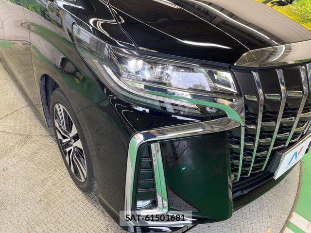 Toyota ALPHARD 2023-04 6901433-15