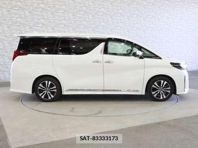 Toyota ALPHARD 2019-04 6901478-13