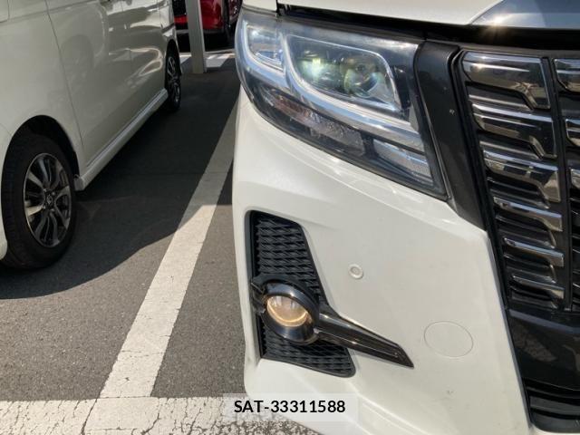 Toyota ALPHARD 2016-07 6901534-11