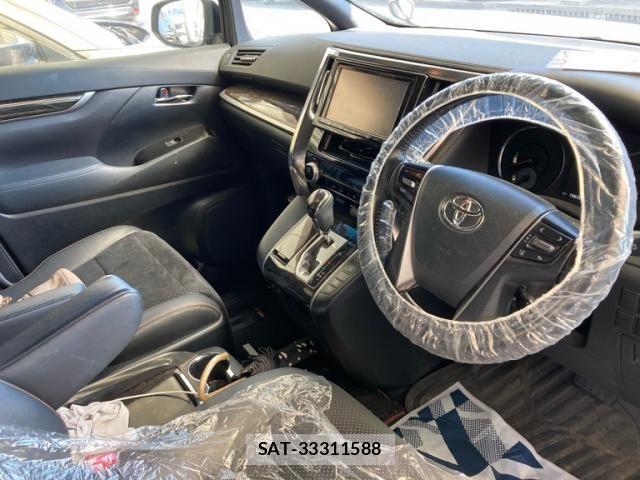 Toyota ALPHARD 2016-07 6901534-13