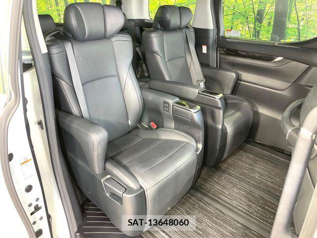 Toyota ALPHARD 2018-04 6901467-8
