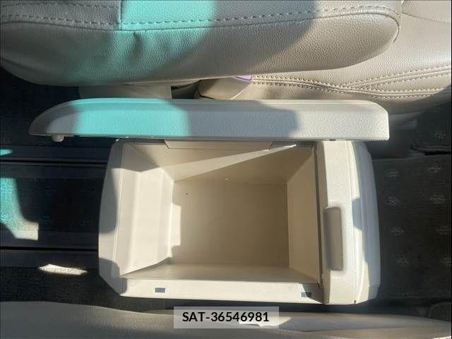 Toyota ALPHARD 2008-07 6901556-27
