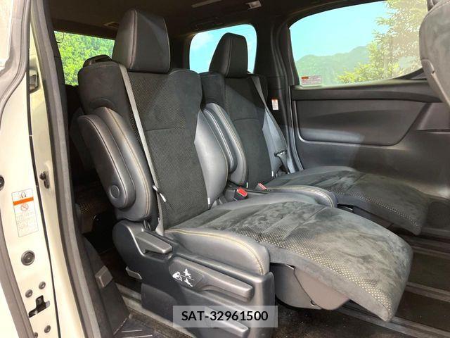 Toyota ALPHARD 2021-06 6901471-8
