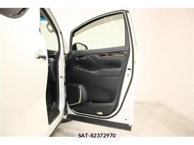 Toyota ALPHARD 2018-09 6901482-28