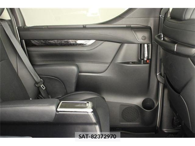 Toyota ALPHARD 2018-09 6901482-29